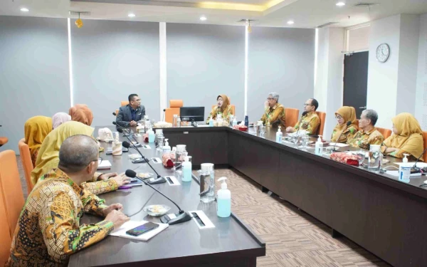 Thumbnail FK Unusa Terima Internship Dokter Spesialis Rehabilitasi Medik dari Universiti Sains Malaysia