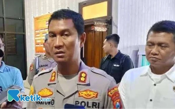 Thumbnail Soal Judi Sabung Ayam di Desa Bira Tengah, Kapolres Sampang: Kirim Titik Lokasinya