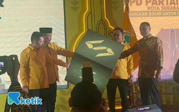 Thumbnail Tiga Generasi Ketua DPD Golkar Surabaya Ramaikan Musda XI