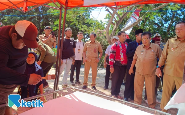 Thumbnail Berita - Bupati Situbondo Buka Kembali Pasar Tradisional Desa Kedungdowo