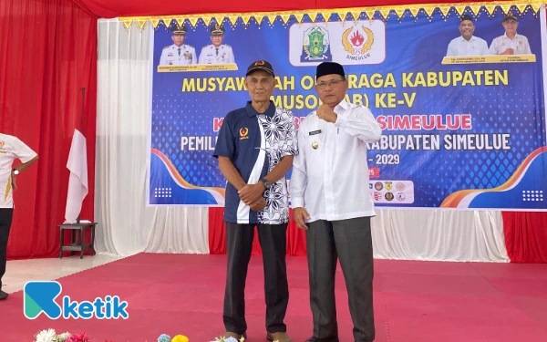 Thumbnail Berita - Nusar Amin Pimpin KONI Simeulue, Janji Benahi GOR dalam 100 Hari