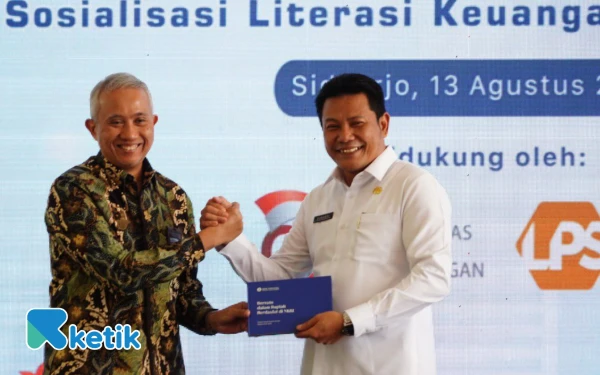 Thumbnail Berita - Sidoarjo Gencar Sosialisasi Pembayaran Nontunai, Bupati Subandi: Harus Berdampak Positif bagi Keuangan Daerah
