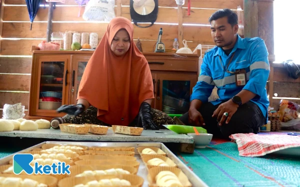 Thumbnail Berita - Dari Dapur Roti ke Omzet, Ainon Buktikan Pelatihan PT BEL Bisa Ubah Hobi Jadi Cuan