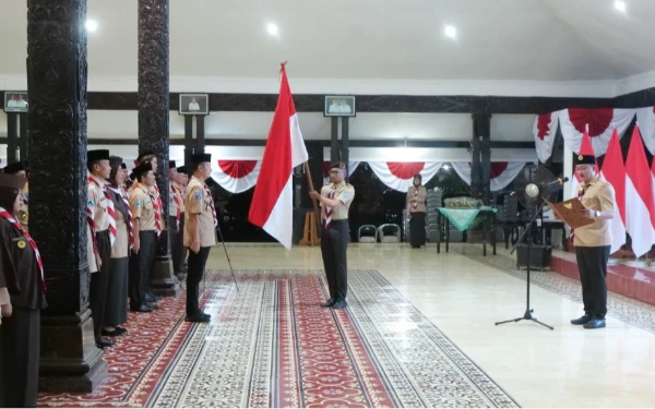 Thumbnail Berita - Ketua Kwarcab Pramuka Lumajang: Tri Satya Bukan Sekadar Janji, Tapi Pedoman Hidup Nyata