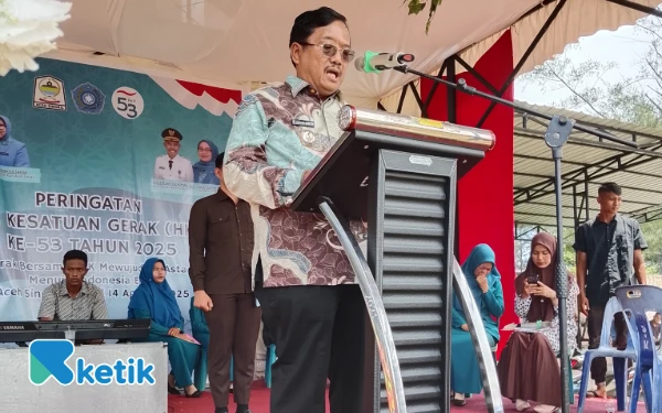 Thumbnail Berita - Bupati Aceh Singkil Klarifikasi Pengadaan Mobil Dinas dan iPhone di Masa Efisiensi Anggaran, Safriadi Oyon: Itu Mobil Pribadi Saya