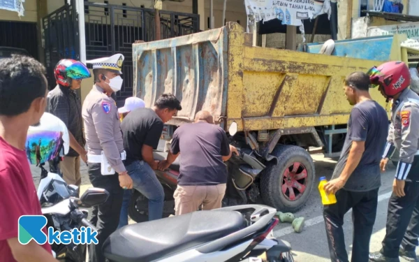 Thumbnail Berita - Tabrak Truk, Ibu dan Anak Peserta Karnaval HUT ke-80 RI di Abdya Meninggal Dunia