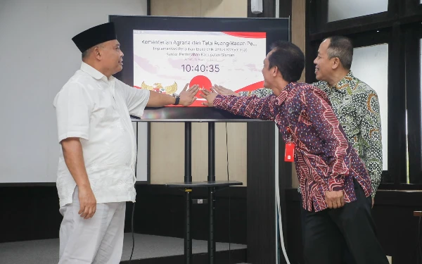 Thumbnail Berita - Kantor Pertanahan Sleman Luncurkan Layanan Peralihan Hak Tanah Elektronik