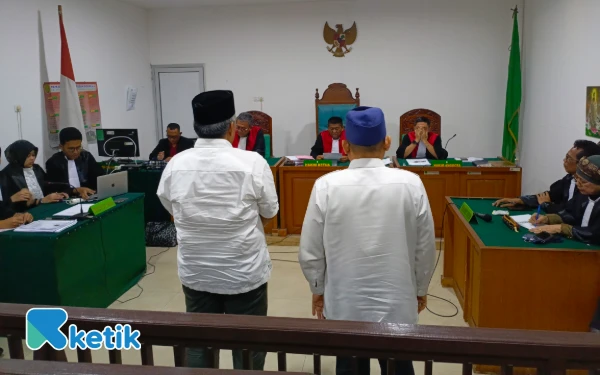 Thumbnail Vonis Kasus Tol Betung-Tempino: Dua Terdakwa Dihukum 1 Tahun 4 Bulan, Jaksa Langsung Banding