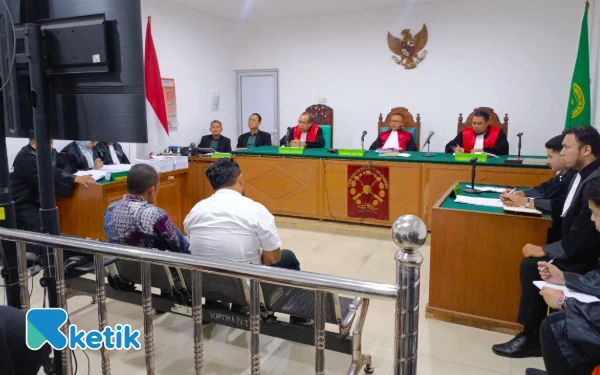 Thumbnail Vonis Berbeda untuk Dua Terdakwa Suap Proyek Pokir DPRD OKU, Jaksa KPK Pikir-Pikir