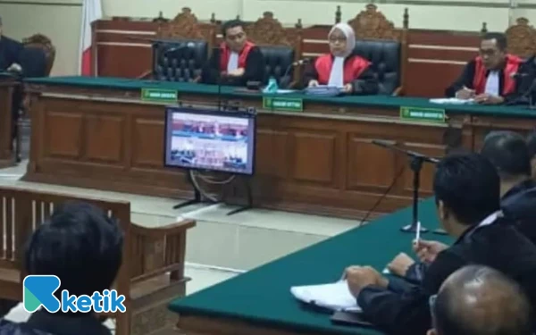 Thumbnail Berita - Sidang Korupsi DAM Kali Bentak Memanas, Hakim Ultimatum Saksi