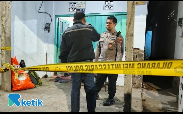 Thumbnail Misteri Kematian DN, Pemuda 20 Tahun yang Gegerkan Warga Karangsari Kota Blitar