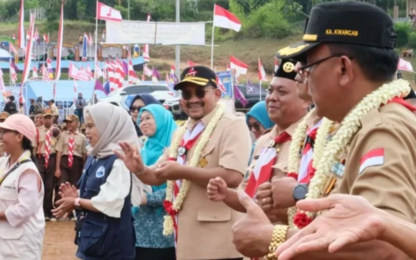 Thumbnail Bupati Pemalang Apresiasi Kreativitas Peserta Perkemahan Pramuka