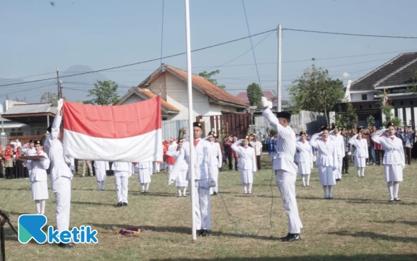 Thumbnail Semangat Kebhinekaan dalam Upacara HUT Ke-80 RI di Unitri Malang