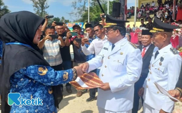 Thumbnail Berita - 1.487 PPPK Aceh Singkil Dilantik pada Momentum Peringatan HUT Ke-80 RI