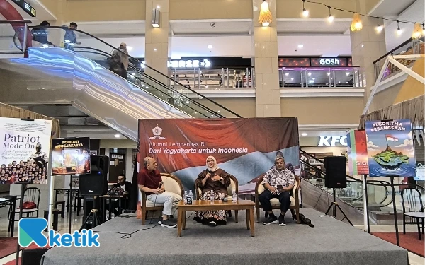 Thumbnail Berita - Peringati HUT ke-80 RI, Alumni Lemhannas Wilayah Yogyakarta Launching Buku Kebangsaan