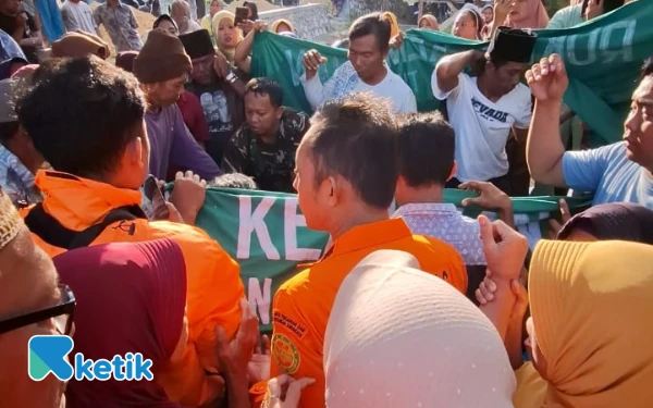 Thumbnail Berita - Nelayan Hilang di Sreseh! Update Terkini, Jenazah Ditemukan, Operasi SAR Dihentikan