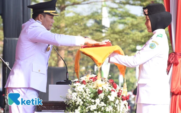 Thumbnail Berita - Bupati Sidoarjo Subandi Ajak Generasi Muda untuk Terus Majukan