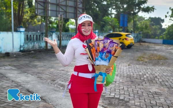 Thumbnail Pemdes dan Bidan Desa Ajak Emak-Emak Tamberu Timur Sampang Meriahkan Kemerdekaan Lewat Beragam Lomba