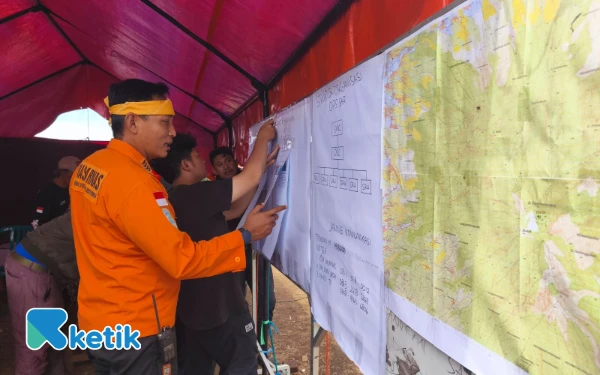 Thumbnail 200 Personel Dikerahkan untuk Mencari Pendaki Hilang di Gunung Buthak Kota Batu