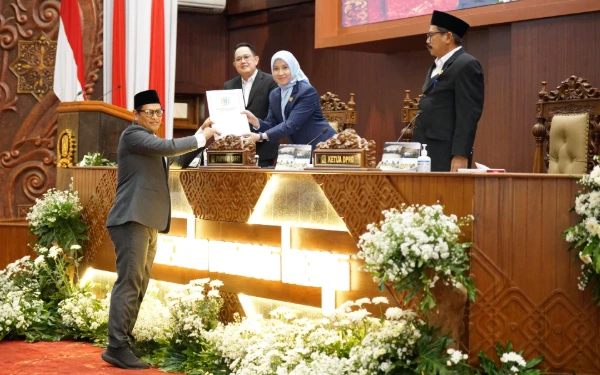 Thumbnail F-PKB Soroti Penurunan PAD dan Piutang Pajak Daerah Pemprov Jatim