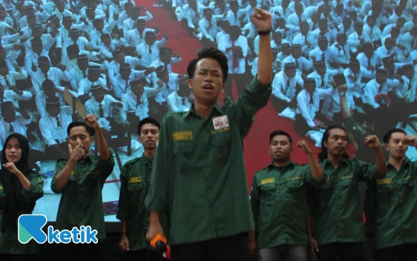 Thumbnail Berita - SOeCI 2025 Uniba Madura, Mahasiswa Baru Didorong Jadi Inisiator Perubahan Lewat Strategi Pentahelix