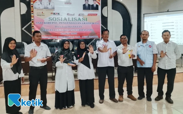 Thumbnail Berita - Pesan Bupati Aceh Singkil kepada Para Kepsek dalam Sosialisasi Antikorupsi