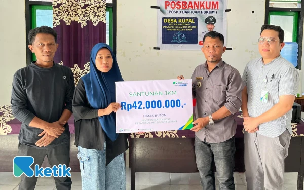 Thumbnail Pemdes Kupal dan BPJS Halsel Salur Santunan Kematian Kepada Dua Ahli Waris