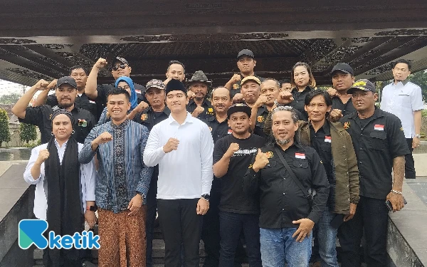 Thumbnail Kaesang Pangarep Singgah ke Blitar, Teken MoU dengan LPK-RI untuk Perkuat Ekonomi Pertanian