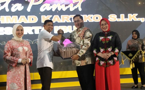 Thumbnail Berita - Kapolda Aceh Brigjen Marzuki Ali Basyah Apresiasi Kepemimpinan Irjen Achmad Kartiko