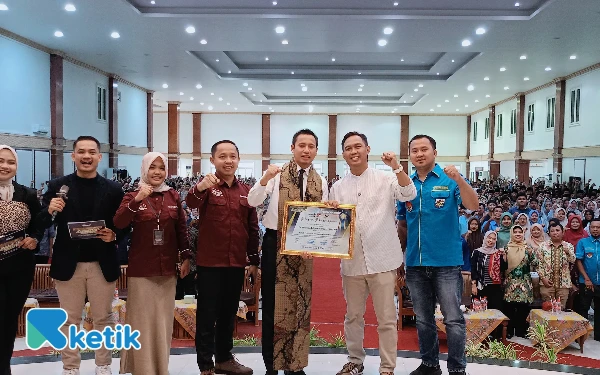 Thumbnail Berita - Bangun Mentalitas Wirausaha, KNPI Cilacap Gandeng Wimnus Gelar Seminar Akbar