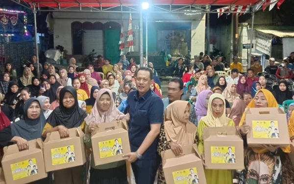 Thumbnail Golkar Surabaya Tebar Manfaat, Beasiswa PIP dan Sembako Adies Kadir untuk Warga