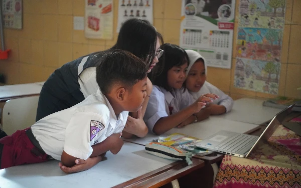 Thumbnail ITS MENGAJAR! Kisah Inspiratif Mahasiswa Ubah Pendidikan di Pelosok Sidoarjo