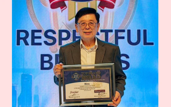 Thumbnail Tren Air Minum Isi Ulang Meningkat, Biru Raih Penghargaan Top Brand 2025