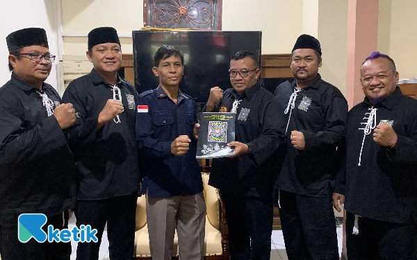 Thumbnail Berita - PSHT Cabang Kota Blitar Tegaskan Hanya Ada Satu Legalitas Sah