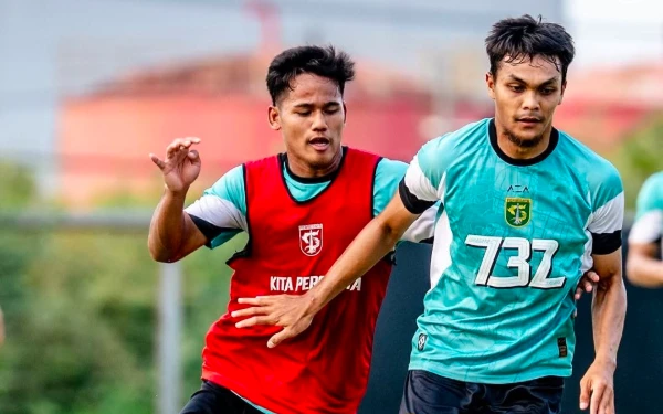 Thumbnail Toni dan Tata Bela Timnas Indonesia U-23, Absen Laga PSM vs Persebaya