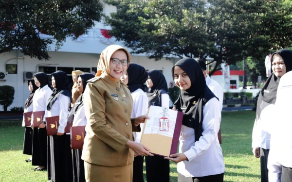 Thumbnail Berita - Bunda Indah: Penambahan ASN Energi Baru untuk Maksimalkan Layanan Publik