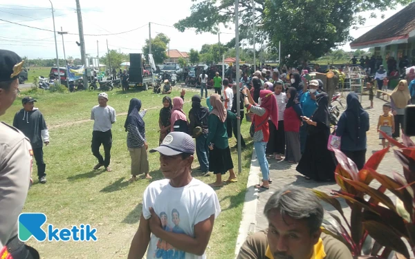 Thumbnail Berita - Demo di Dempelan Madiun, Warga Tuntut Bendahara Desa Lengser