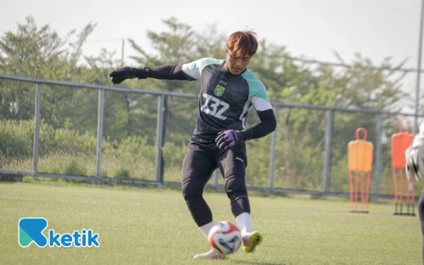 Thumbnail Ernando Ari Senang Kembali Dipanggil Patrick Kluivert, Bela Timnas Indonesia