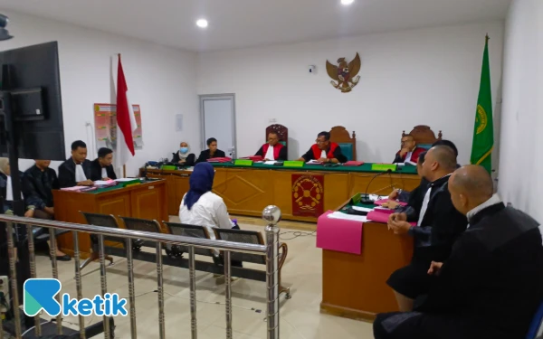 Thumbnail Ahli Hukum Sebut Perkara Indah Yulita Masuk Ranah Perdata, Hakim Fasilitasi Perdamaian