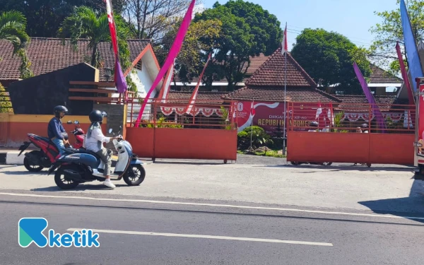Thumbnail ‎Sekolah di Kota Batu Tetap Gelar Kegiatan Belajar Mengajar Seperti Biasa
