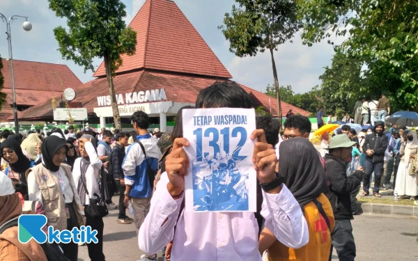 Thumbnail Melampaui Jerit Protes: Makna Tersembunyi di Balik Aksi Aliansi Jogja Memanggil