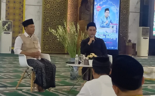 Thumbnail Gus Ebid Tekankan Pentingnya Ilmu dan Kepakaran Dalam Majelis Subuh GenZI