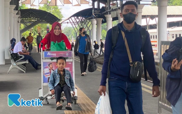 Thumbnail Libur Panjang Maulid Nabi, KAI Daop 8 Surabaya Tambah 4 Perjalanan Kereta, Tiket Sudah Bisa Dipesan!