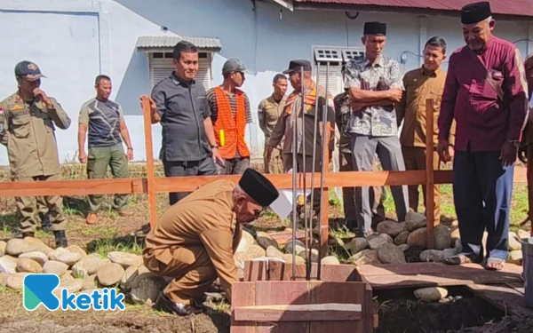 Thumbnail Berita - Wabup Aceh Singkil Letakkan Batu Pertama Pembangunan Kantor FKUB