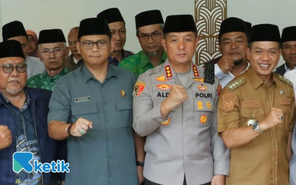 Thumbnail Pimpinan DPRD Hailuki Serukan Jaga Kedamaian dan Ketentraman Kabupaten Bandung