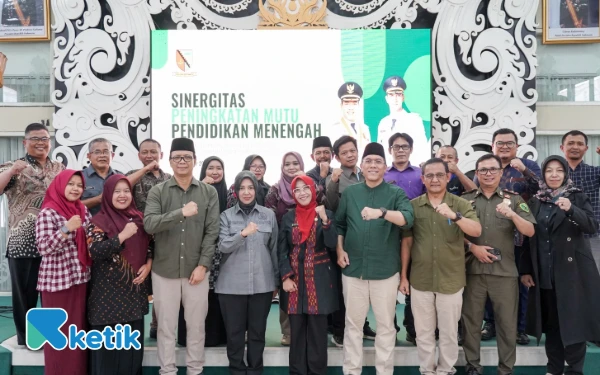 Thumbnail Berita - Bupati Bandung Rangkul Kalangan Sekolah untuk Deteksi Dini Cegah Pelajar Ikut Demo