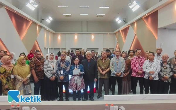 Thumbnail Dekan FH PTN Se-Indonesia Nyatakan Sikap atas Penangkapan Aktivis dan Kebijakan yang Tak Berpihak ke Rakyat