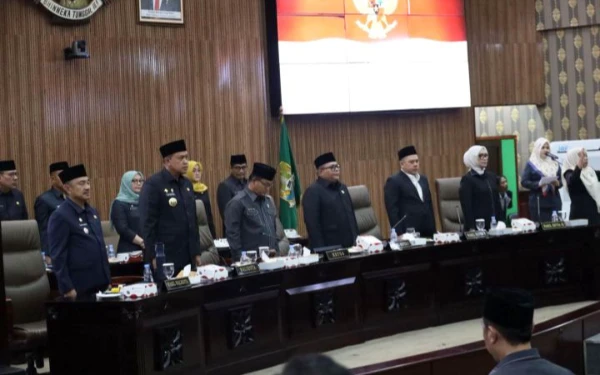 Thumbnail Berita - Sah, DPRD Kota Bekasi Naikkan Insentif RT dan RW Mulai Tahun Ini