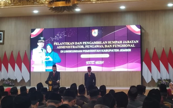 Thumbnail Berita - Mutasi Jabatan di Pemkab Jember, Bupati Fawait: Murni Kebutuhan Organisasi, Bukan Motif Politik