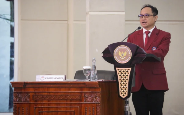 Thumbnail Sekjen PKB Hasanuddin Wahid Raih Gelar Doktor di Unhan, Bertabur Tokoh Nasional Hadiri Sidang Terbuka